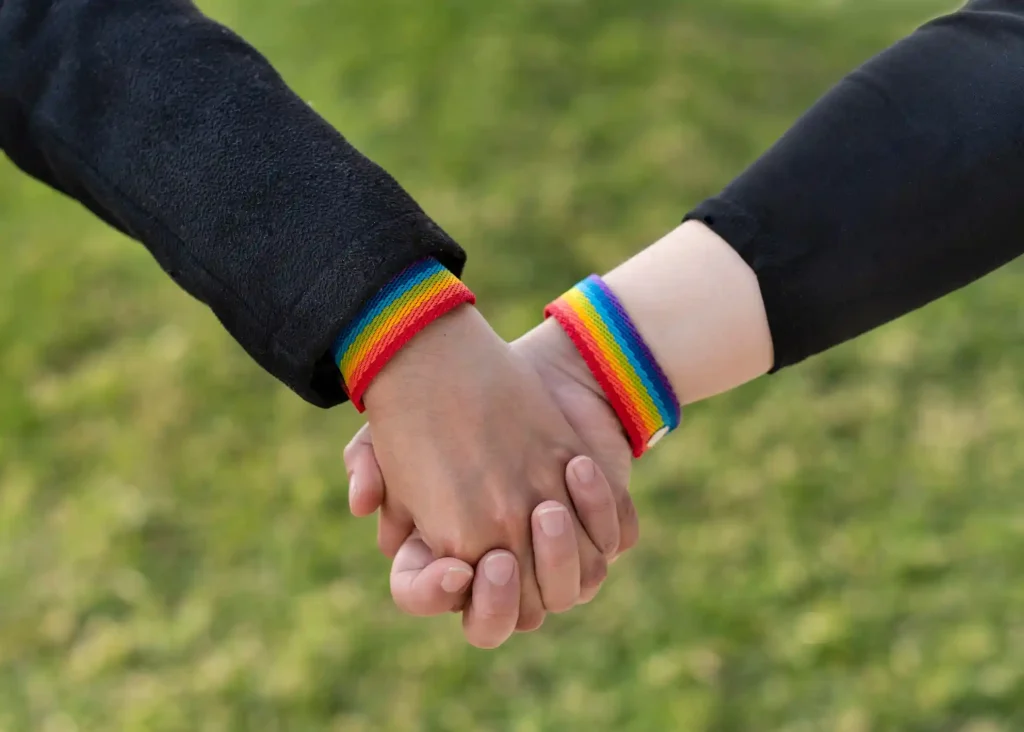 Celebración del Día Internacional del Orgullo LGBTTTIQ+ promoviendo la diversidad y la inclusión